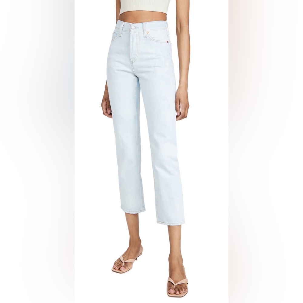 NWT Levi’s High Rise Wedgie Straight Jeans